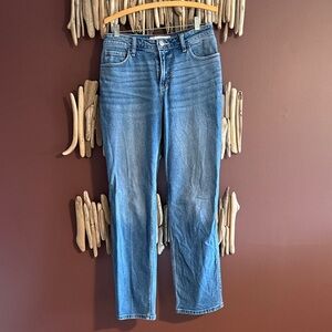 Hollister Women's Medium Blue Straight-Leg Jeans